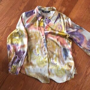Beautiful tie dye polyester/Satin blouse￼